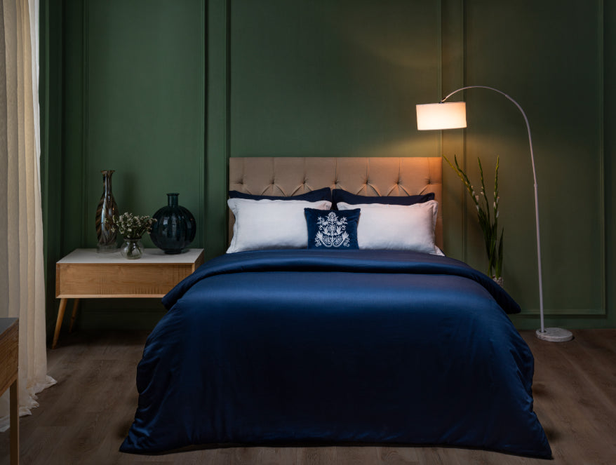 Spaces Solid Midnight Blue - 100% Cotton Bed In A Bag - Toujours  Dark Blue