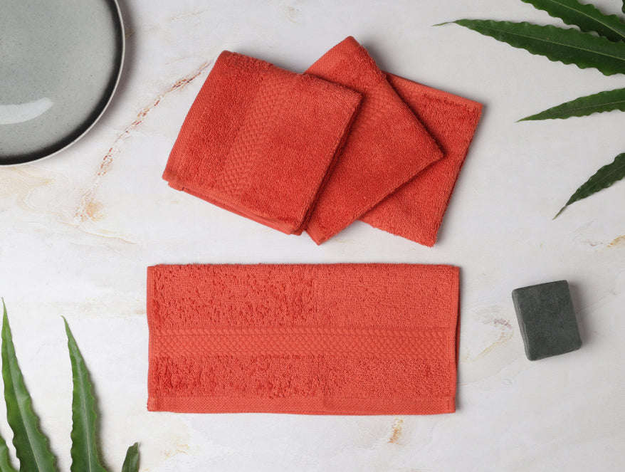 Spaces Colorfas Cotton Rich Shell Easy Care Face Towel Set (4 Pcs)