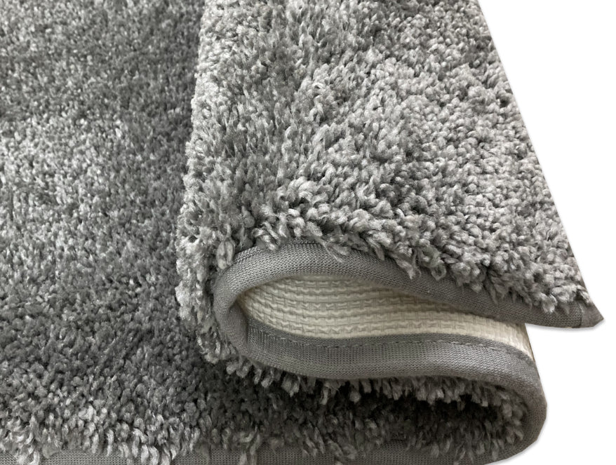 Spaces Plush Feel Grey Drylon Large Bath Mat - Luxury Cushlon
