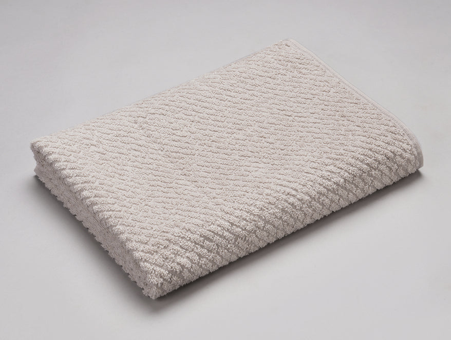 Spaces White Sand - Light Grey 100% Cotton Bath Towel