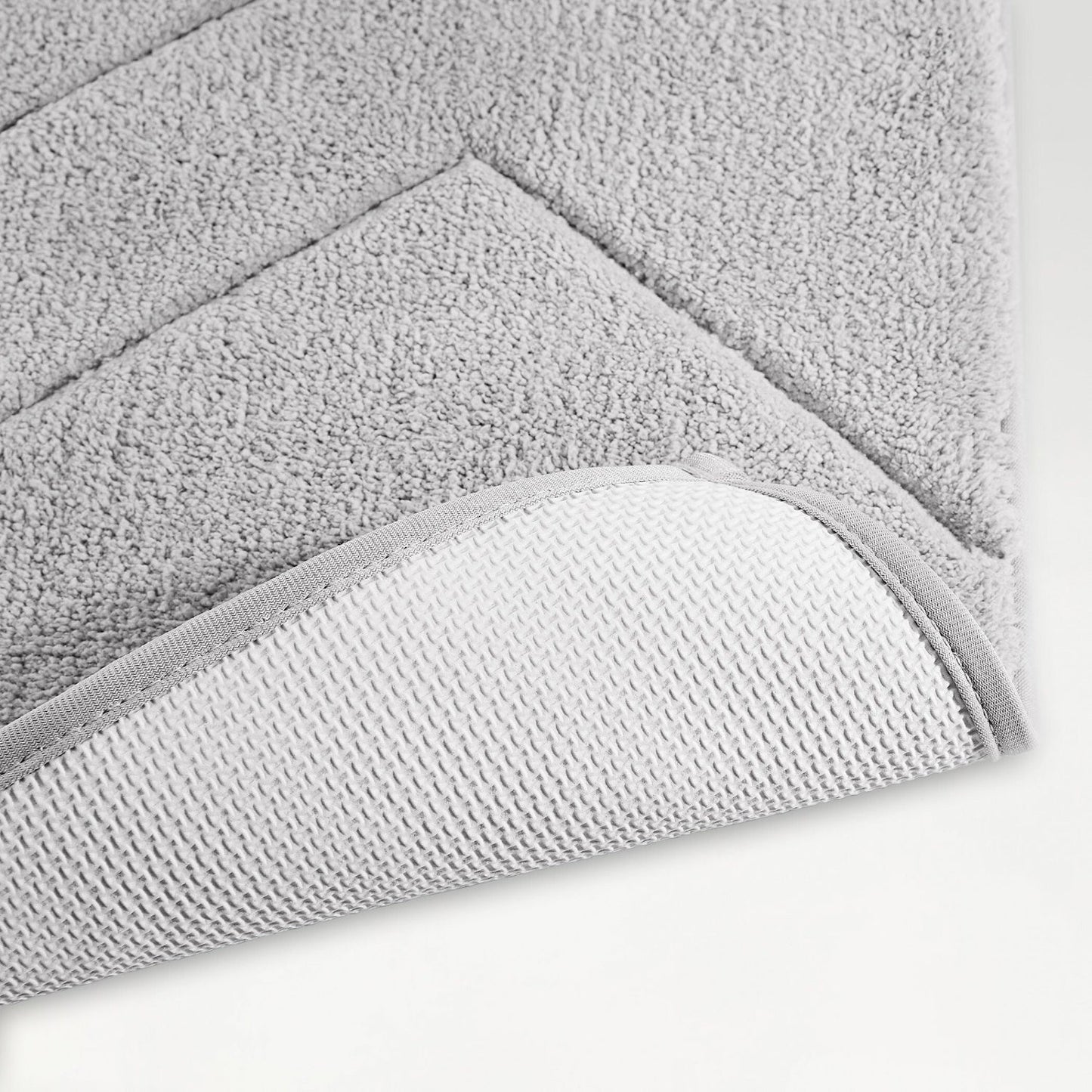 Spaces Swift Flow Polyester Small Bath Mat, 1677 GSM, Solid, Silver