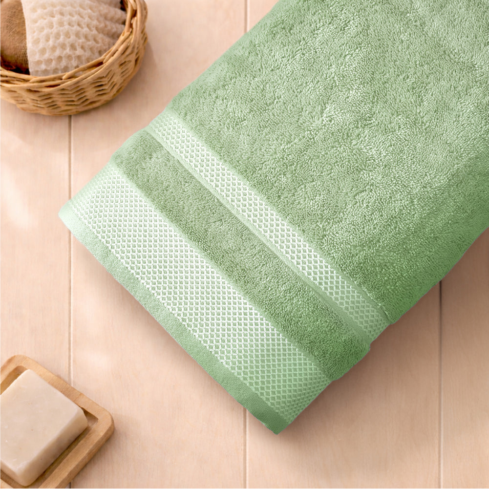 Spaces Hygro Hygro Cotton Bath Towel, 600 GSM, Solid, Light Green