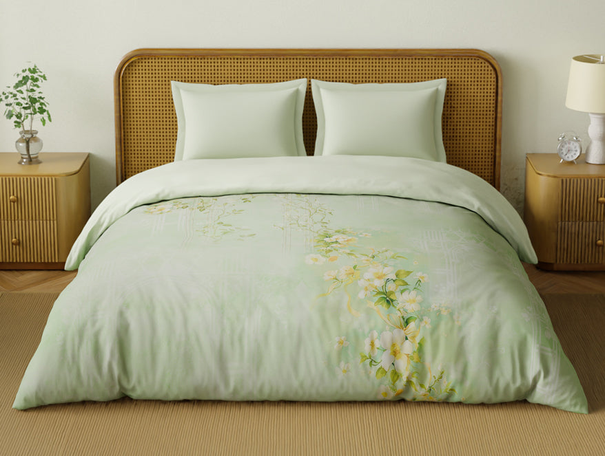 Spaces Organic Cotton Double Quilt, 180 TC, Floral, Light Green