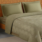 Spaces Innovations Hygro Cotton Double Quilt, 210 TC, Geometric, Green
