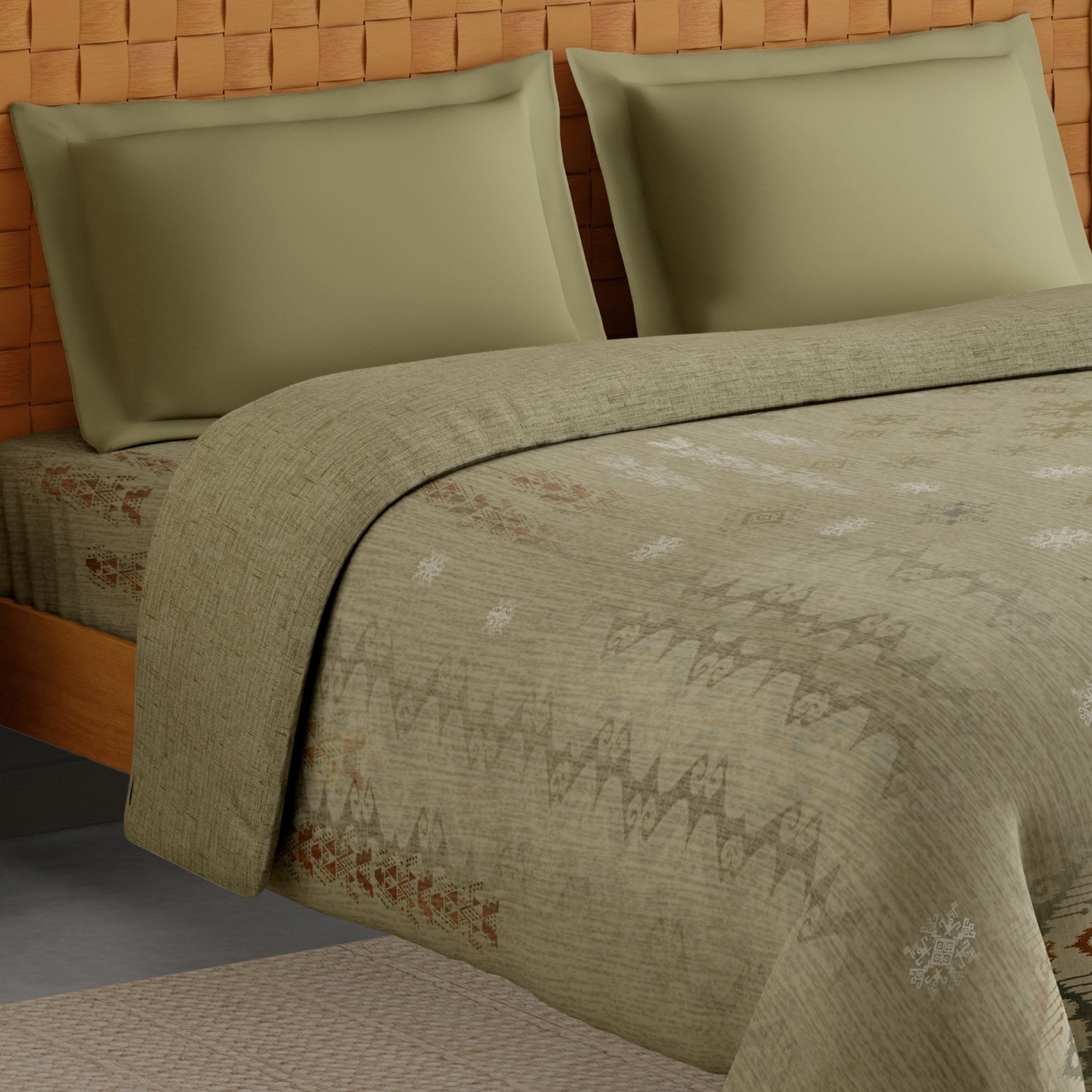 Spaces Innovations Hygro Cotton Double Quilt, 210 TC, Geometric, Green