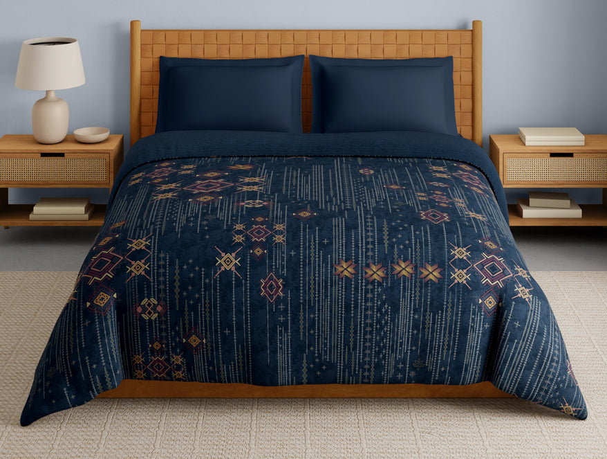 Spaces Innovations Hygro Cotton Double Quilt, 210 TC, Geometric, Dark Blue