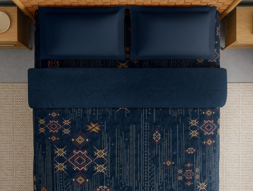 Spaces Innovations Hygro Cotton Double Quilt, 210 TC, Geometric, Dark Blue