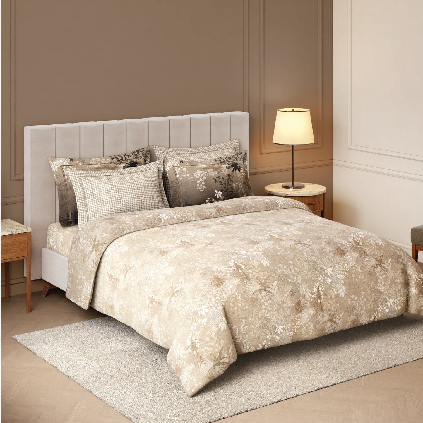 Spaces Nora Luminous Reverie Abstract Permium Large Bedsheet with 4 Pillow Covers, Light Taupe