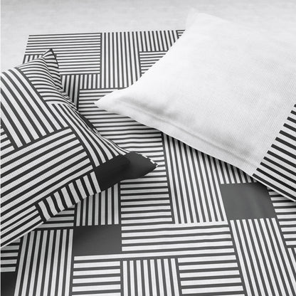 Spaces Vortex 100% Cotton 180 TC Percale Geometric Permium Large Bedsheet with 4 Pillow Covers, White