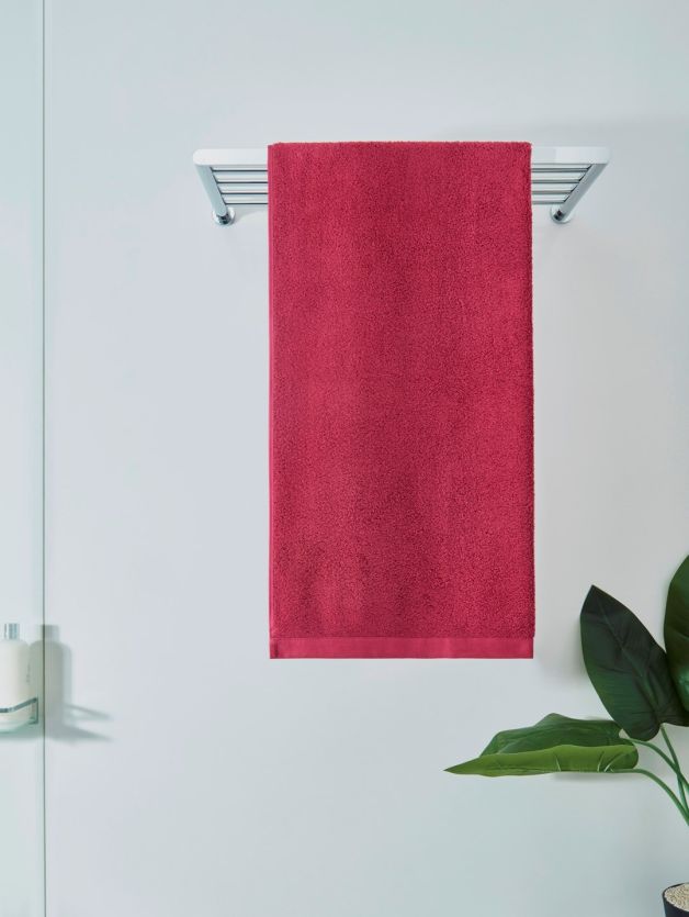 Decor Pioneer Cerise Bath Towel Deep Pink 75 cm x 1.5 m