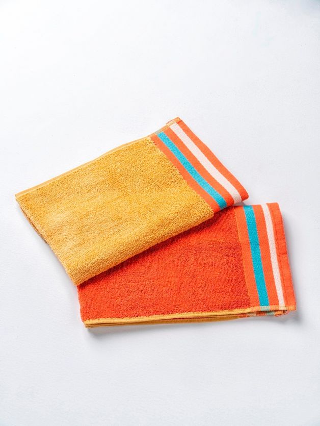 Decor Zest Golden Flamingo Hand Towel Orange & Yellow 40cm x 60cm