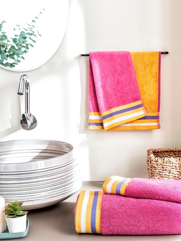 Decor Zest Sunshine Rose Hand Towel Pink & Yellow 40cm x 60cm