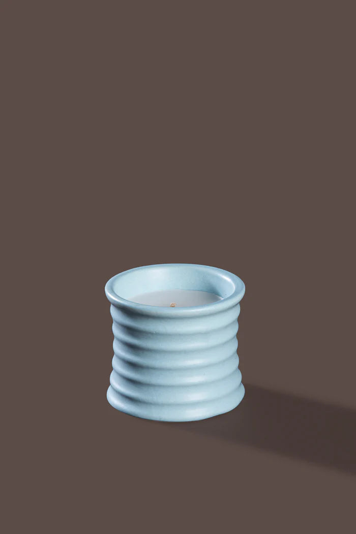 Doft Daydream - Cylinder Candle | Blue | Gardenia Delight