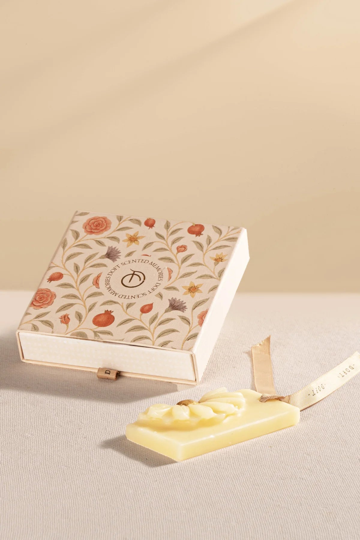 Doft Whispering Jasmine - Wax Tablets | Limited Edition Pack Of 2