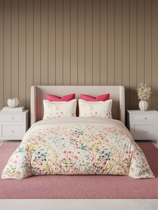 Decor Meadow Mist Geranium Pink Double Bed Sheet Set