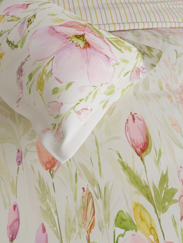 Decor Bloom Valley Candy Pink Double Bed In a Beg