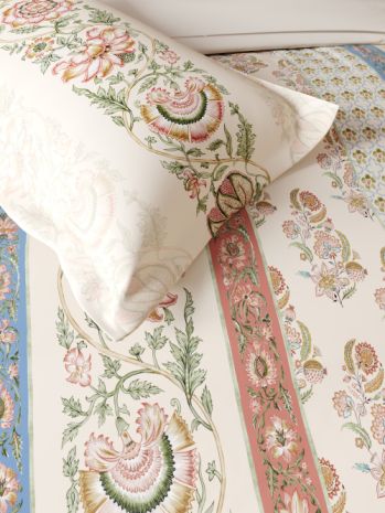 Decor Celeste Brick Dust Bahara Double Bed Sheet Set