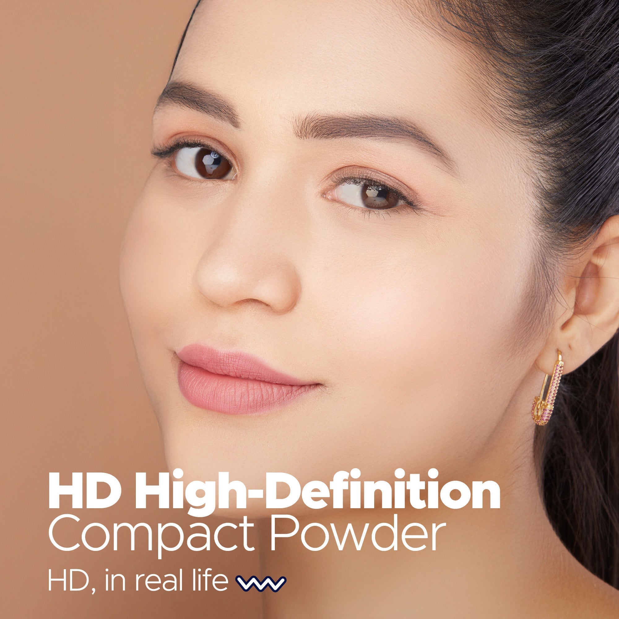 Hilary Rhoda HD High-Definition Pressed Powder