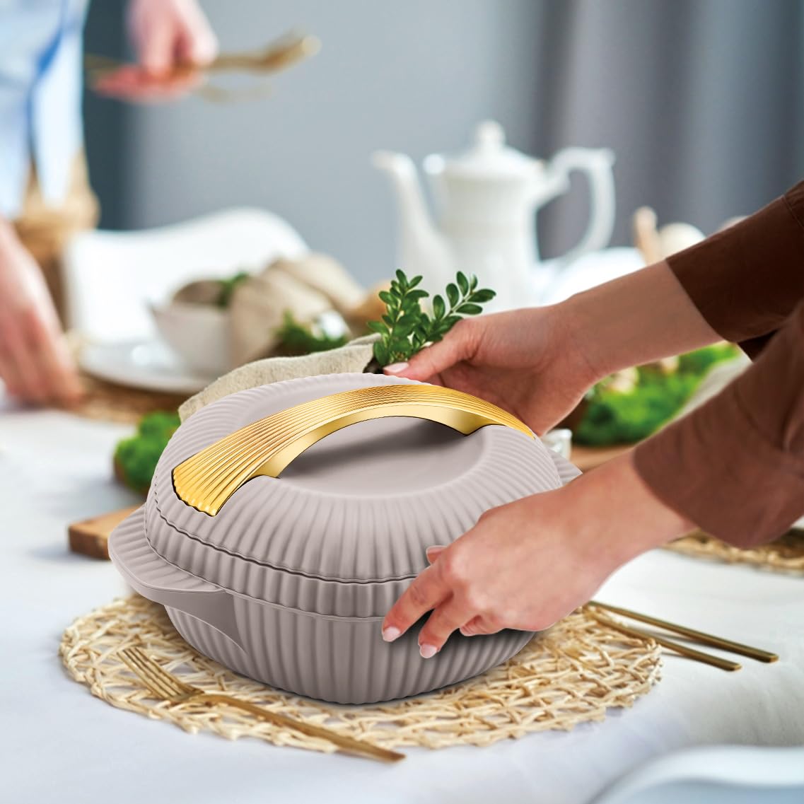 Milton Oyster Casserole Taupe Jr gift set