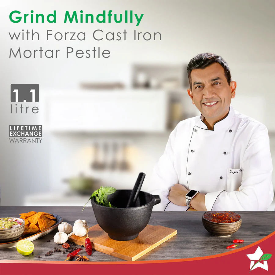 Wonderchef Forza pre-seasoned cast-iron mortar & pestle 1.1L