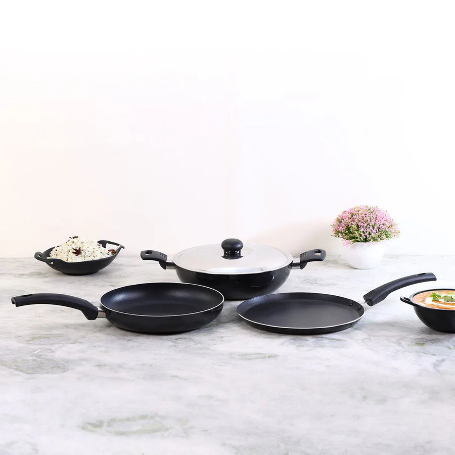 Wonderchef  Platinum Plus Non-Stick Cookware Set of 4