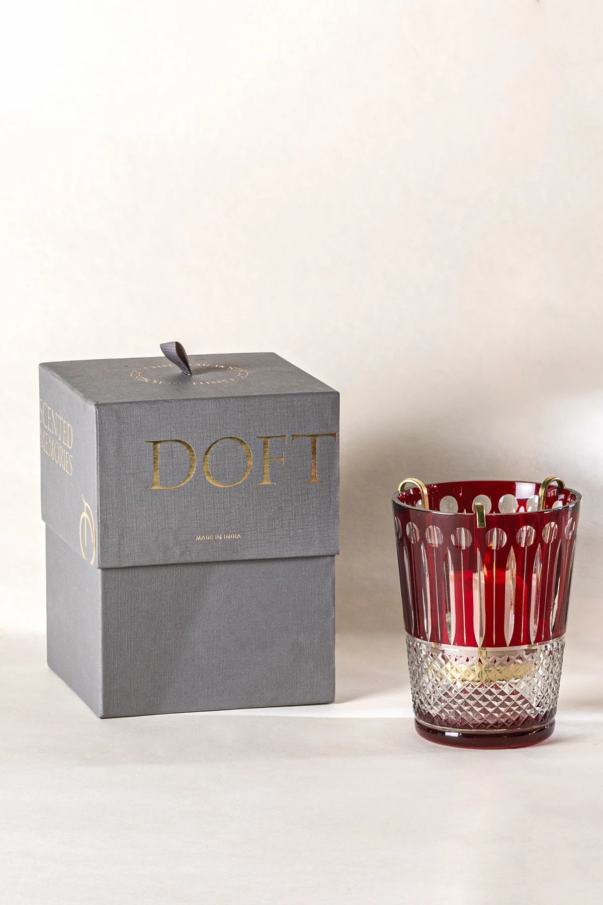 Doft Royal - Hurricane Candle | Rouge | White Amber & Tonka