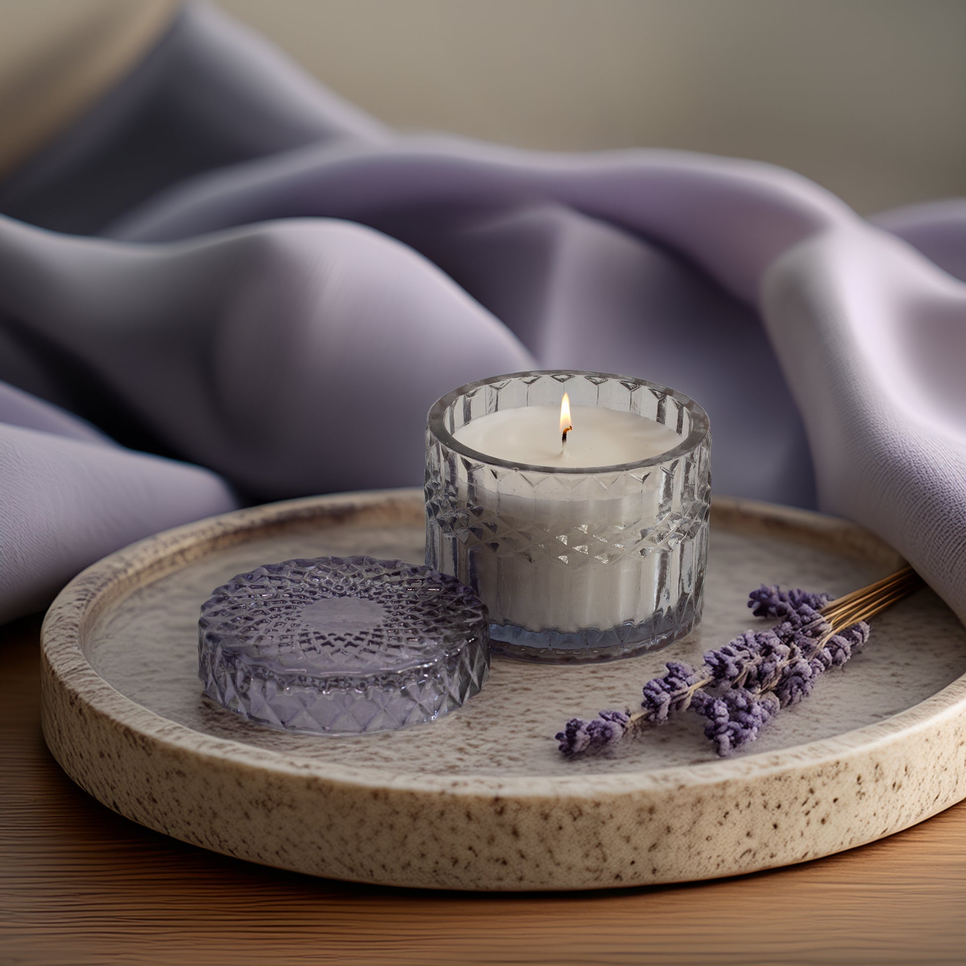 Lerrica Faceted Crystal Jar Candle Elegance - 180 GM