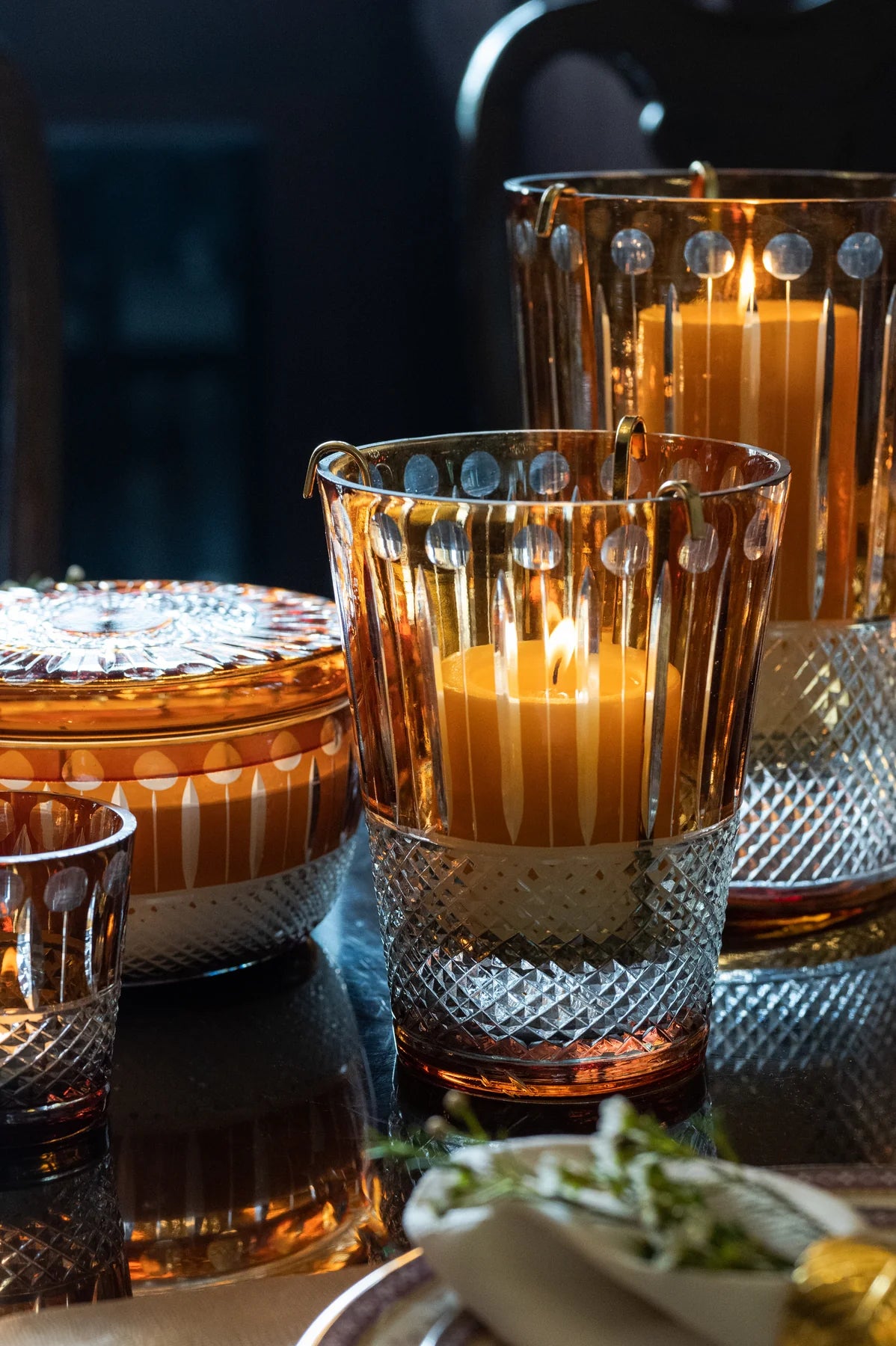 Doft Royal - Hurricane Candle | Amber | White Amber & Tonka Large