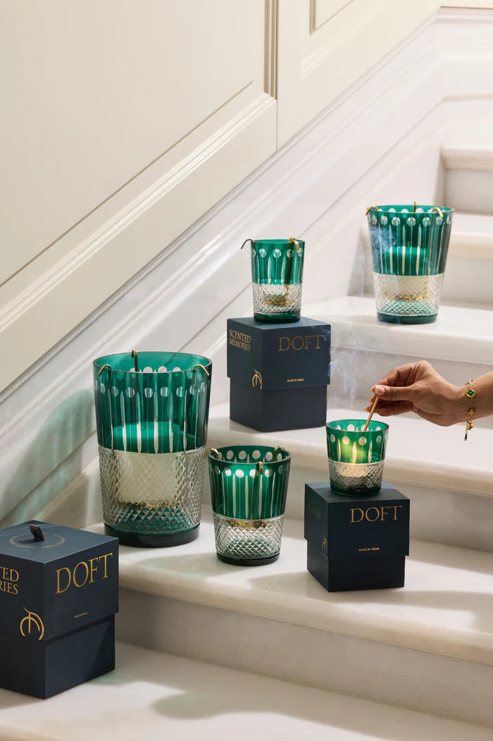 Doft Royal - Hurricane Candle | Green | White Amber & Tonka