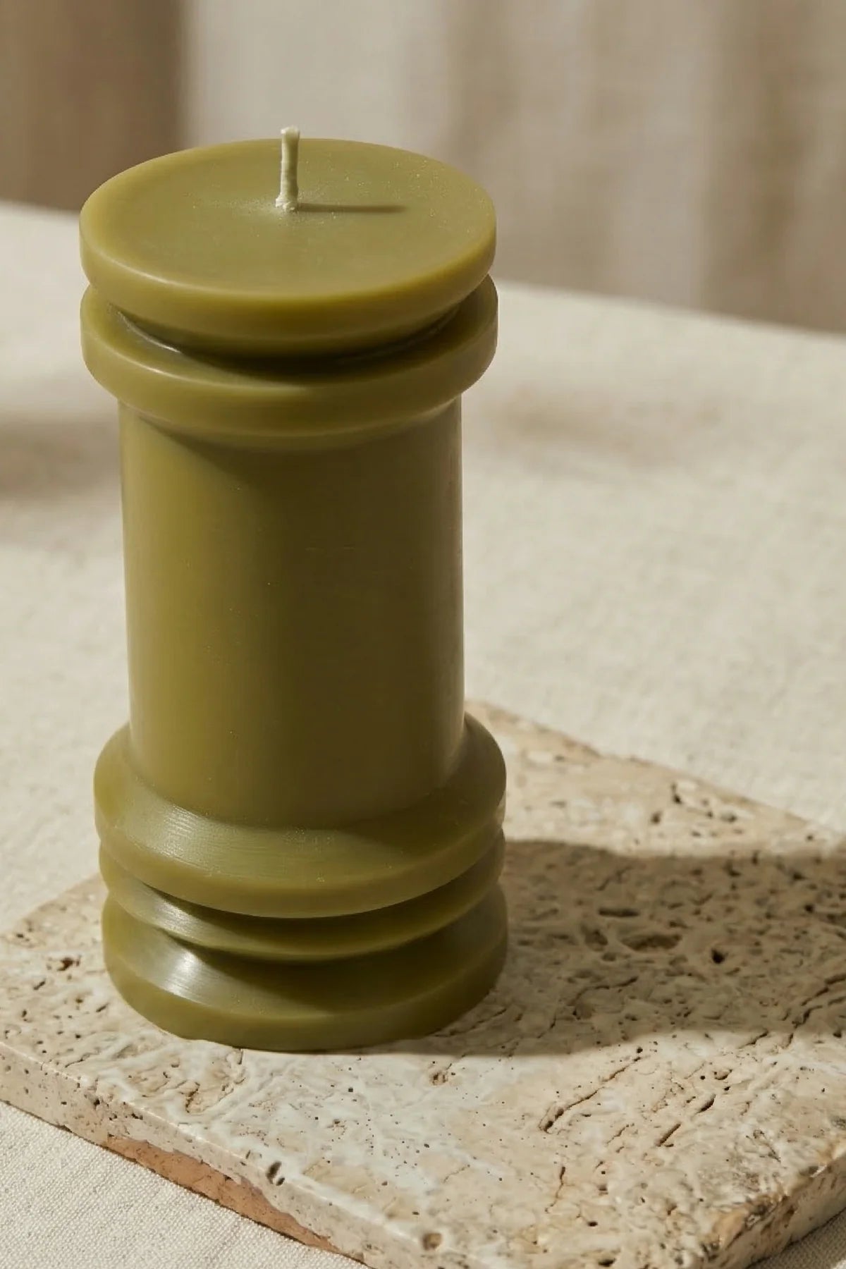 Doft Olive Modern Pillar Candle