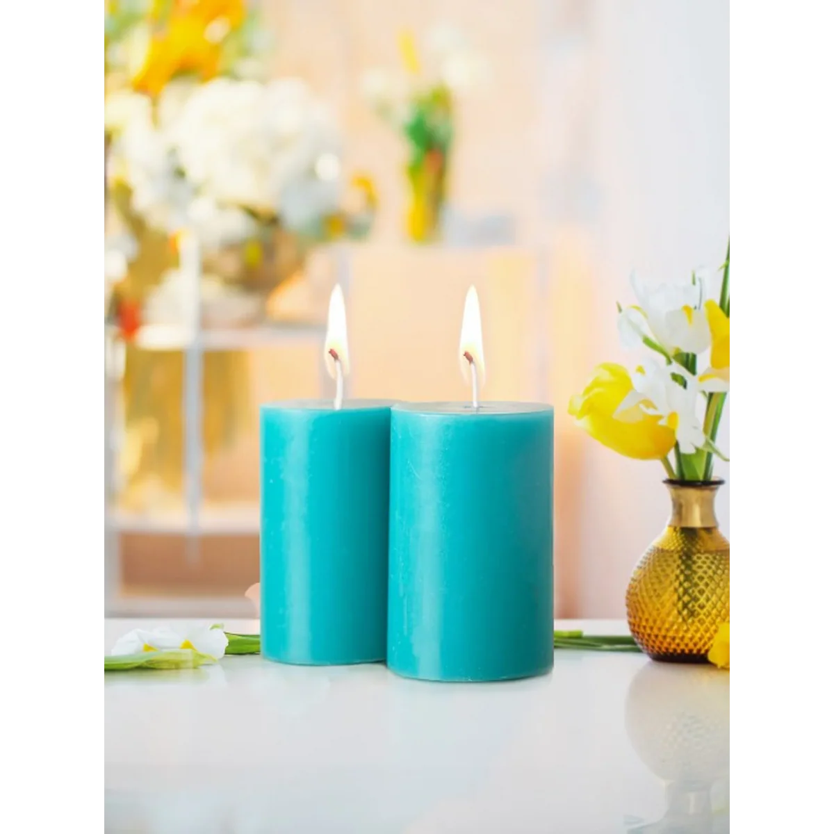 IRIS Cool Blue Fragranced Pillar Candles 120gm