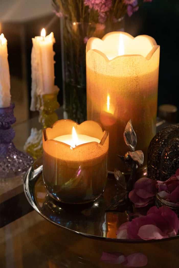 Doft Sacred Lotus - Cylinder Candle | White & Gold | Citrus Grove
