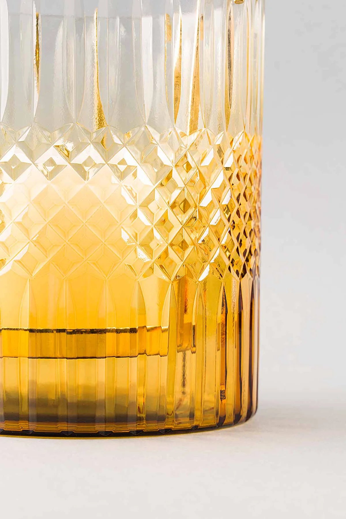 Doft Royal Cut - Glass Hurricane | Amber | Palatial Patchouli