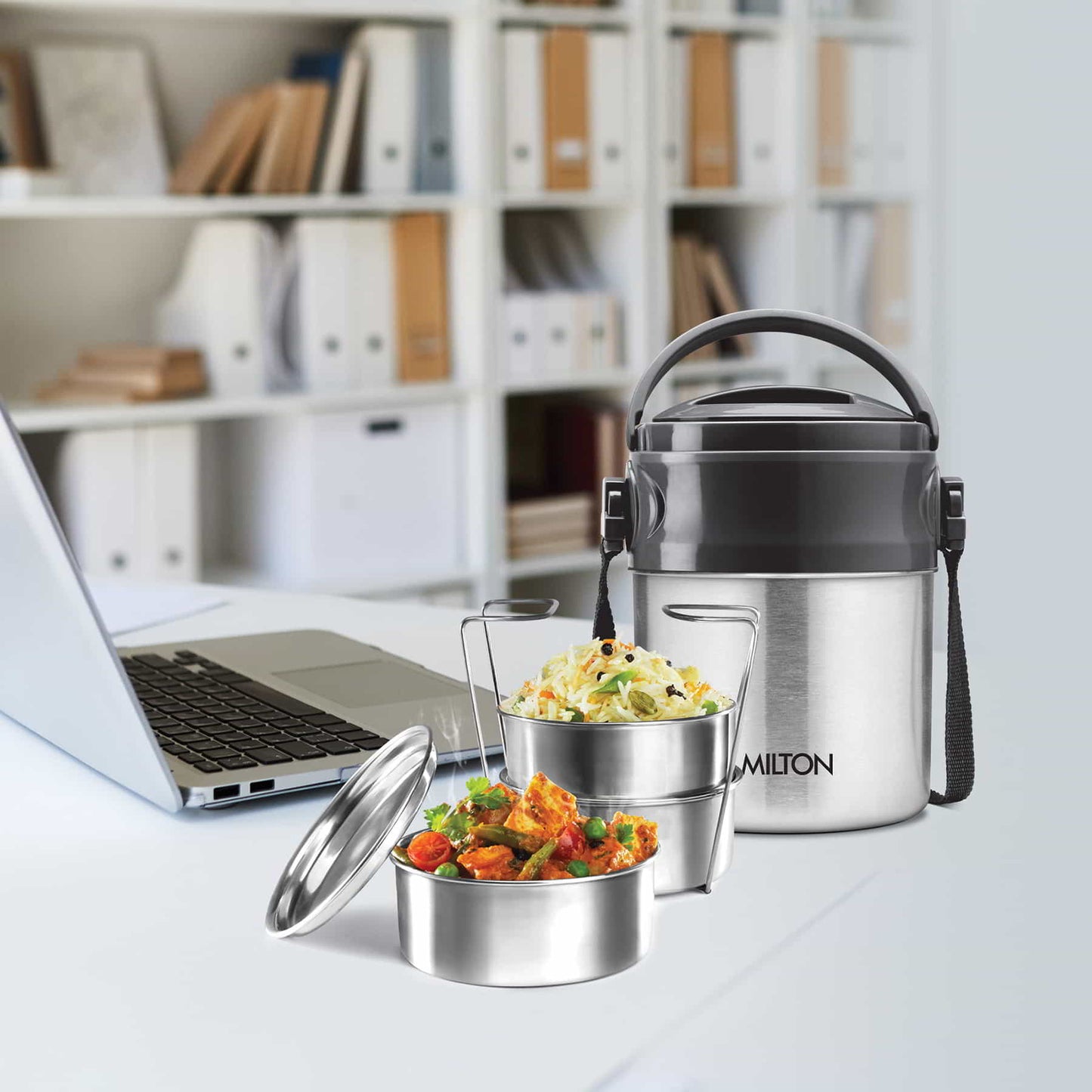 Milton Steel On Lunchbox Silver