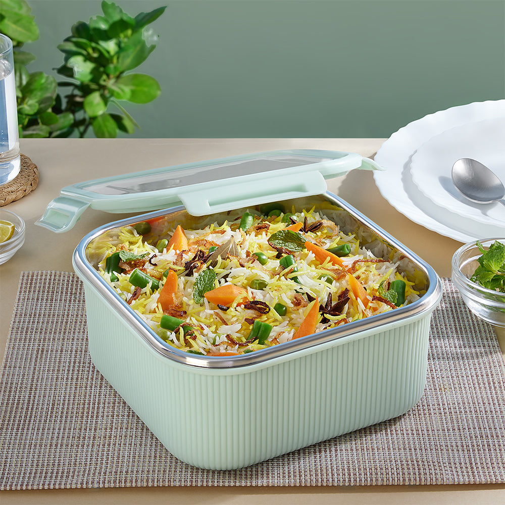 Borosil Larah Freshbyte Square Container with Lid