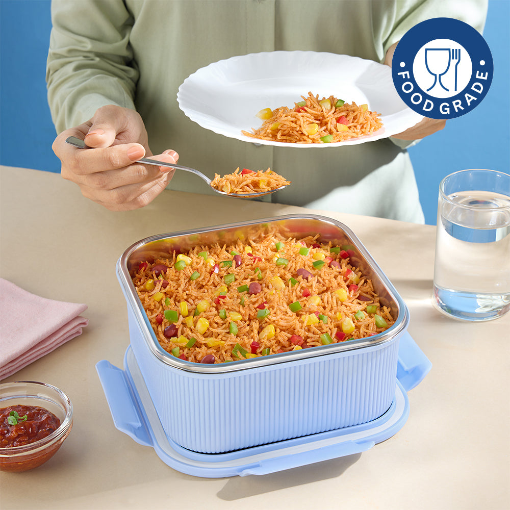 Borosil Larah Freshbyte Square Container with Lid