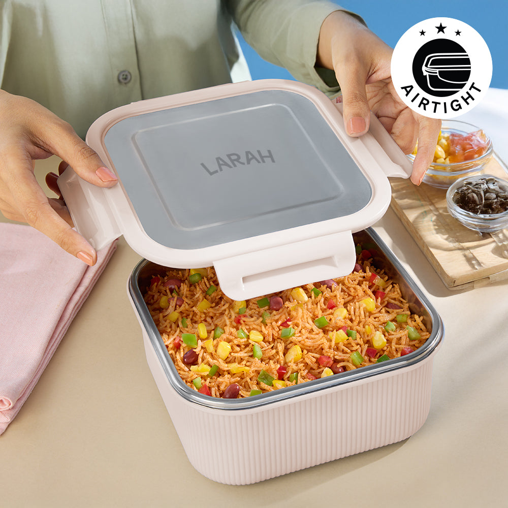 Borosil Larah Freshbyte Square Container with Lid